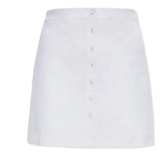 Forever 21 Dresses & Skirts - Forever 21 White A-Line Mini Skirt Casual